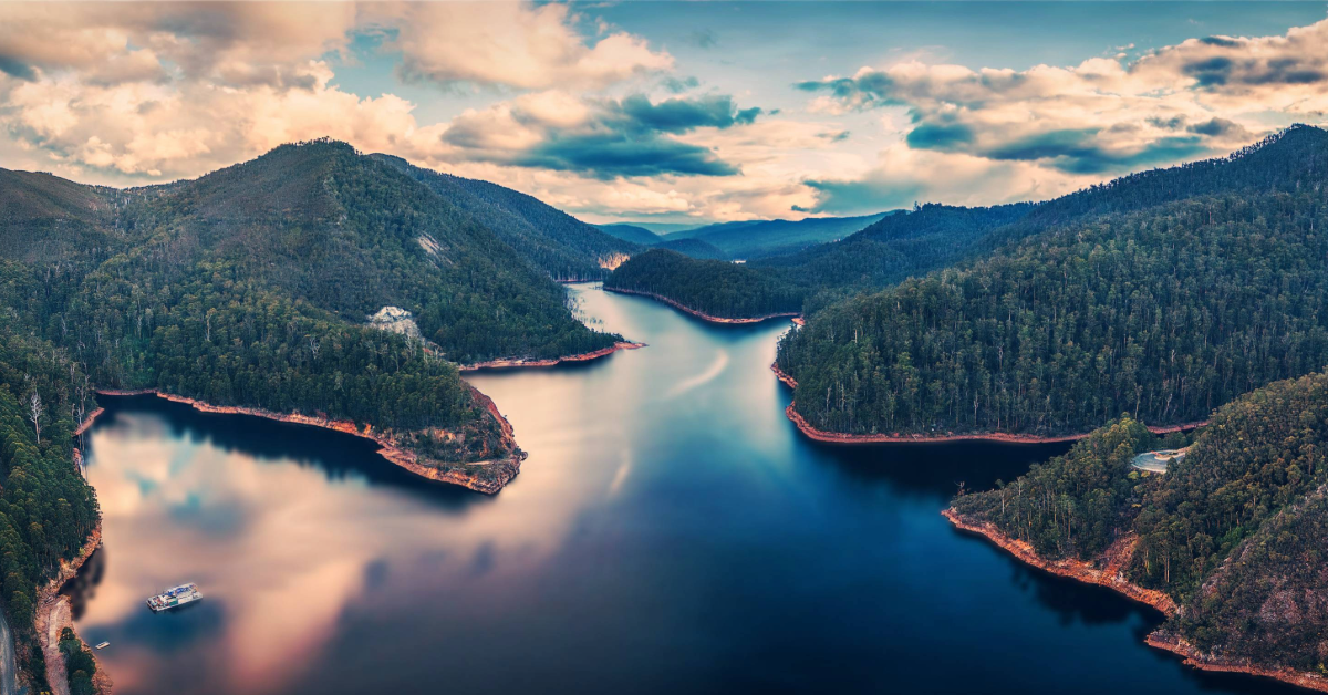 Lake Cethana Tasmania